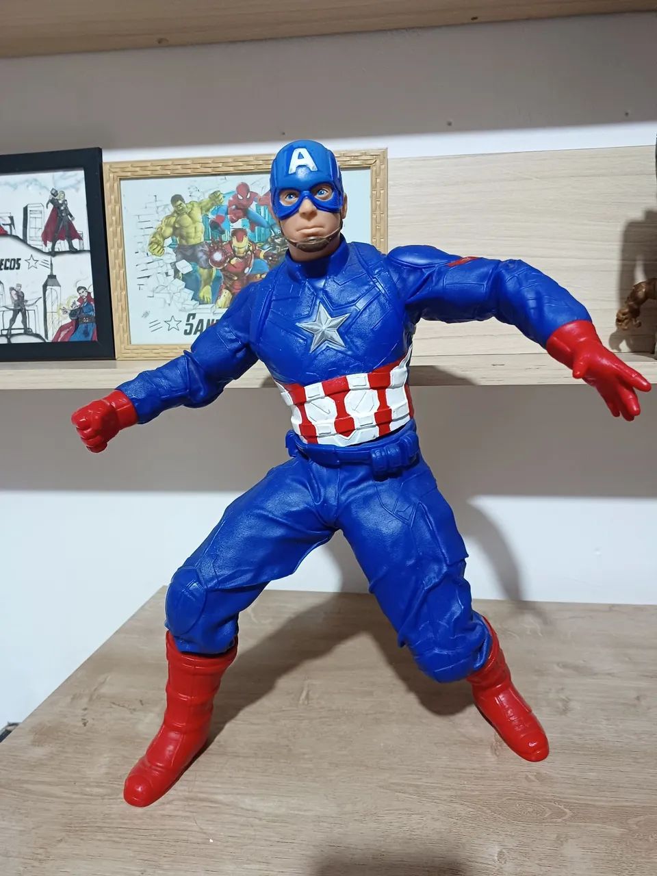 Capitao america 45cm original marca Mimo 