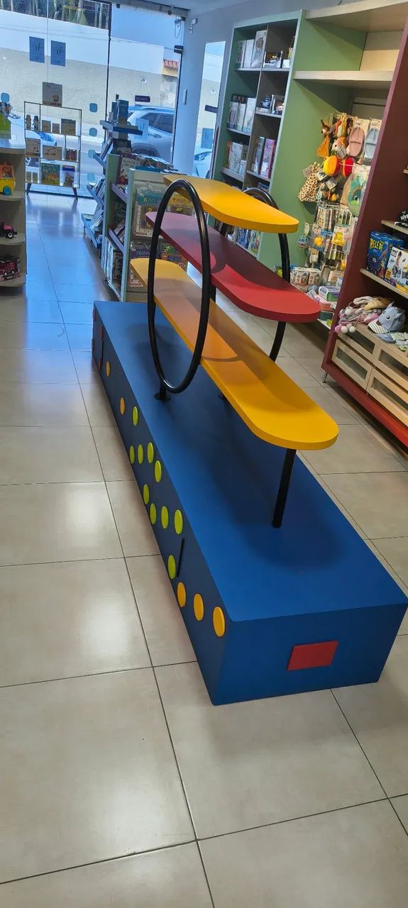 Expositor de centro robusto de 3m com gavetas - Foto 4