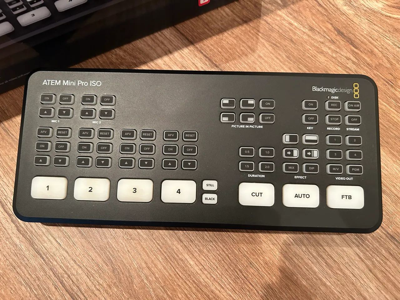 Mini Atem ISO pro - Blackmagic - placa de vídeo captura - Acessórios ...