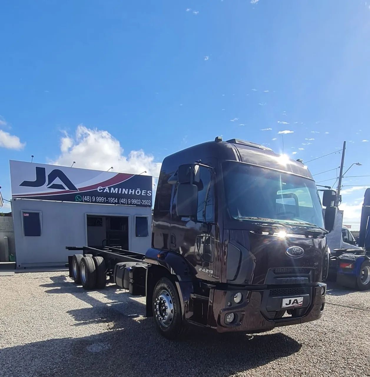 FORD CARGO 2429 ANO 2013 - Foto 2