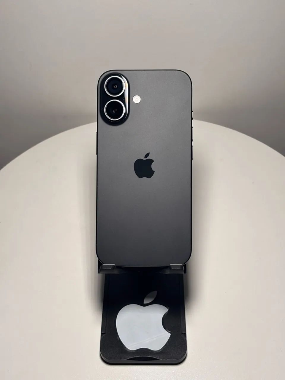 iPhone 16 128gb com bateria 100% 