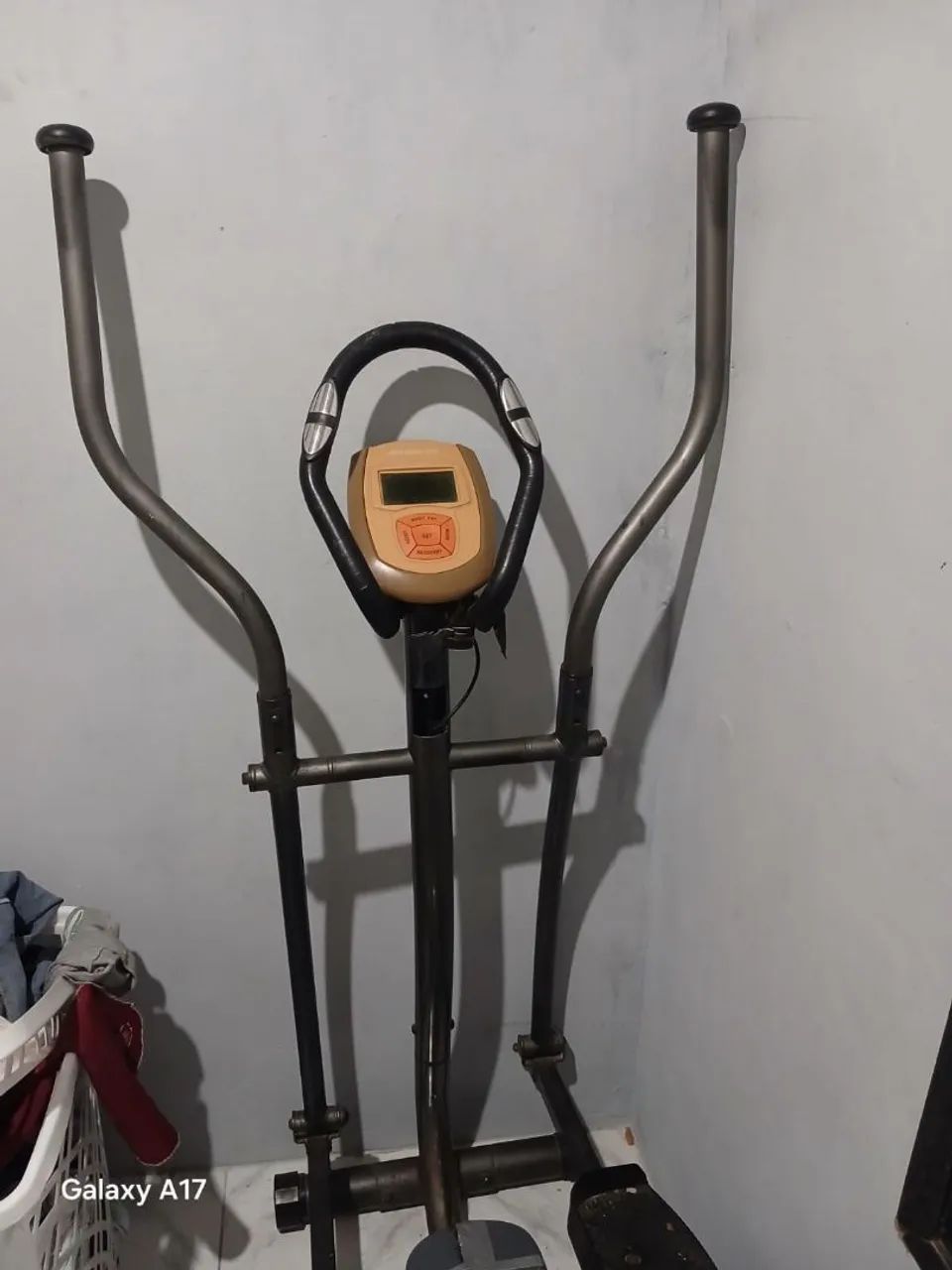 Bicicleta ergometrica  - Foto 3