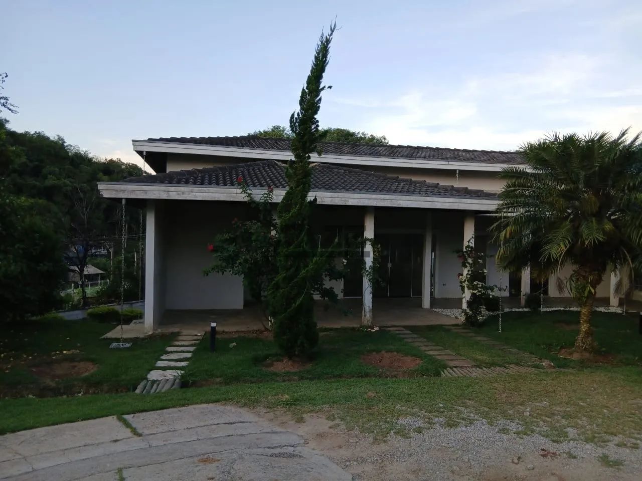 Casa à venda Condomínio Reserva Fazenda São Francisco - Jambeiro/SP Analisa permuta por