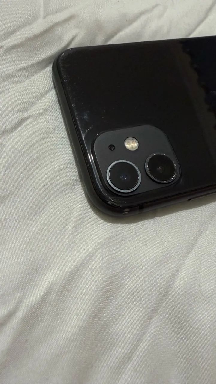 iPhone 11 64gb 76% de bateria. - Foto 3