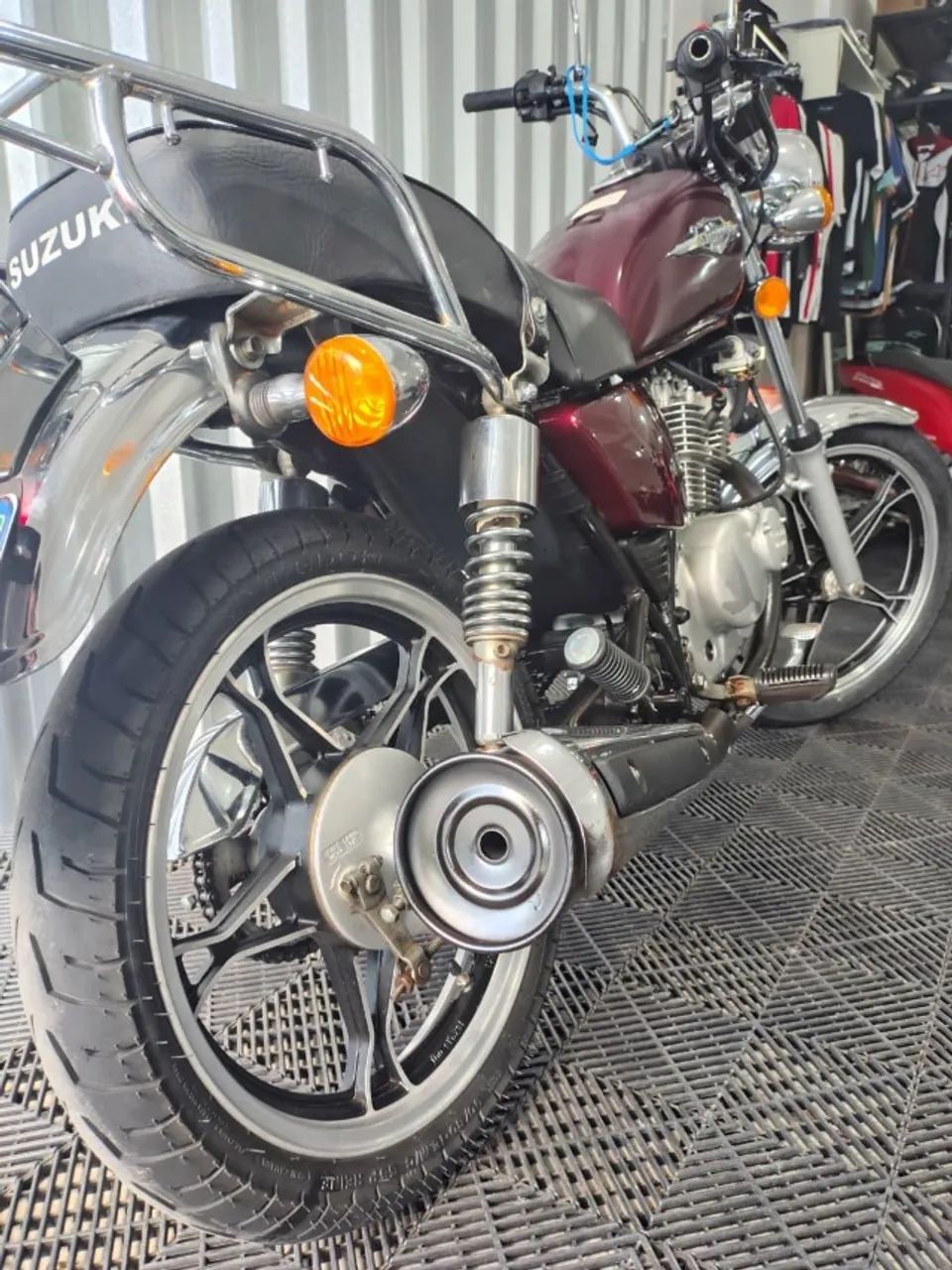 INTRUDER 125  - Foto 5