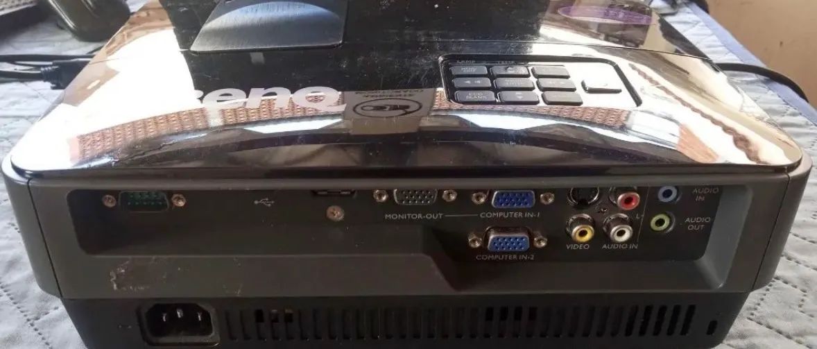 Projetor Benq MS513P 2700 Lúmens  Em Perfeito Funcionamento - Foto 3