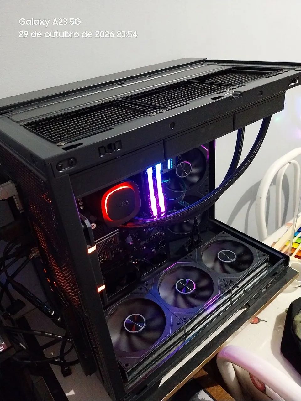 Gabinete Gamer com 6 Fans e Watercooler  - Foto 2