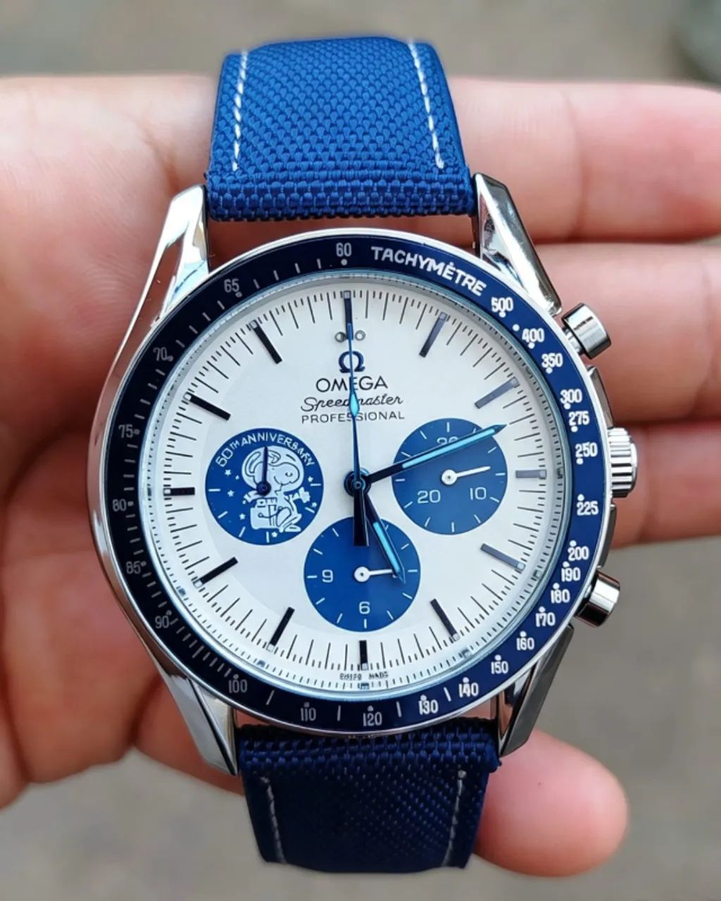 Relógio Ômega Snoopy Pulseira em Nylon 