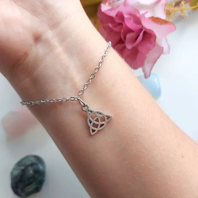 Pulseira Delicada Triquetra Celta