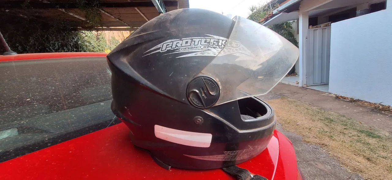 Capacete