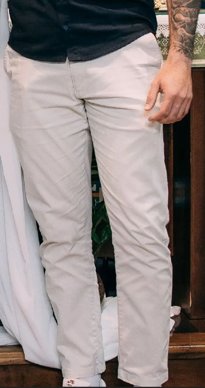Calça de sarja bege