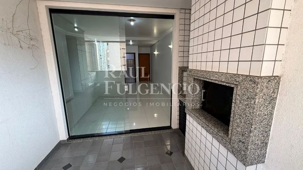 Apartamento para alugar com 3 quartos e 3 banheiros no Centro de Londrina - Foto 4