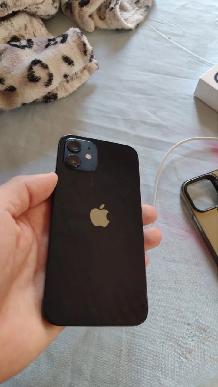 iPhone 12 - Foto 2