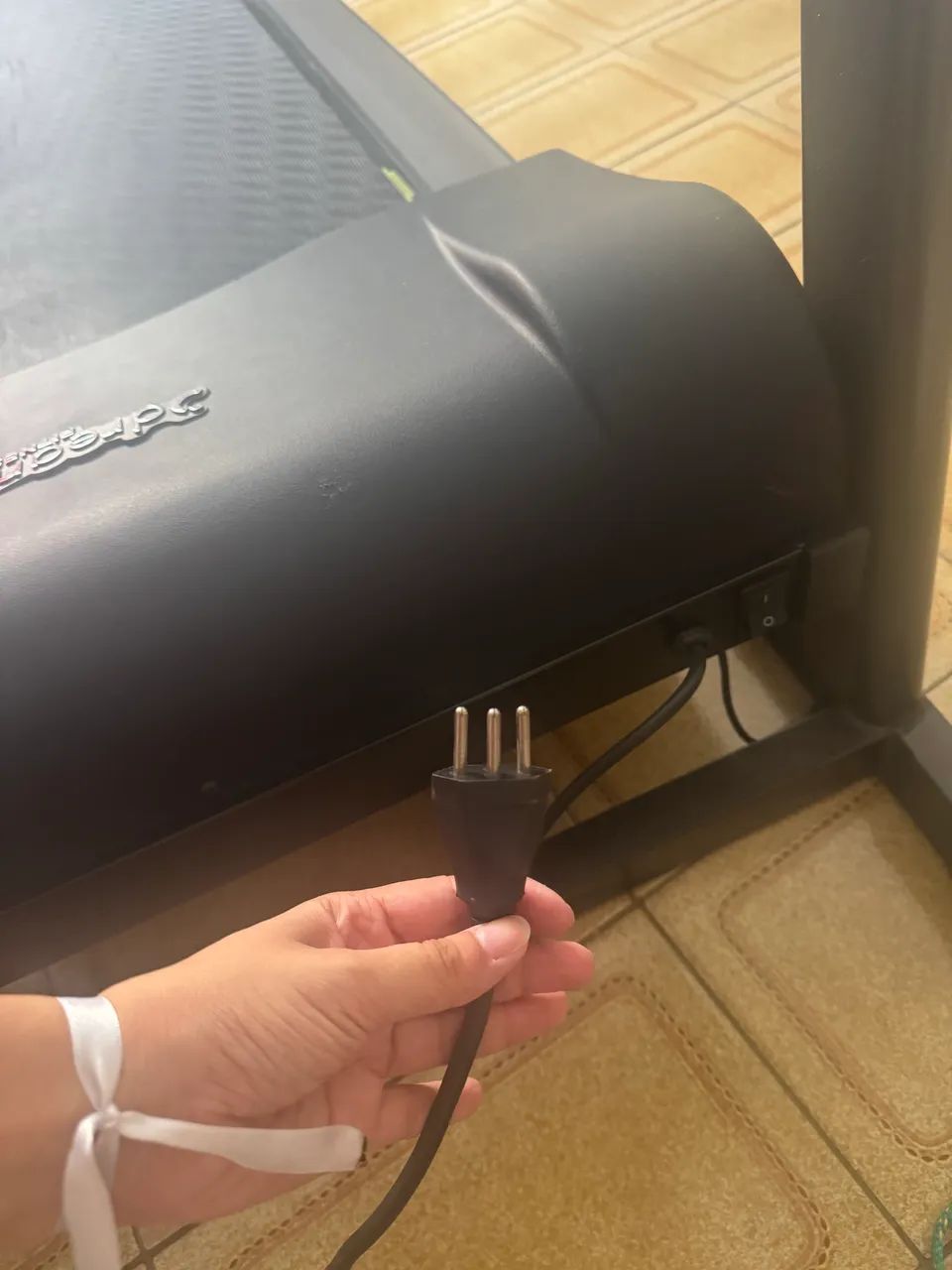 Esteira Elétrica Ergométrica - Pouco Uso - Foto 2