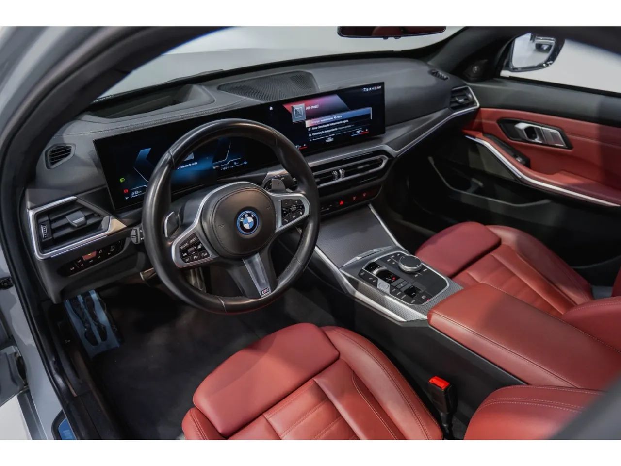 BMW Série 3 330E M Sport 2.0 Turbo Híbrido AU, foto 10 de 15