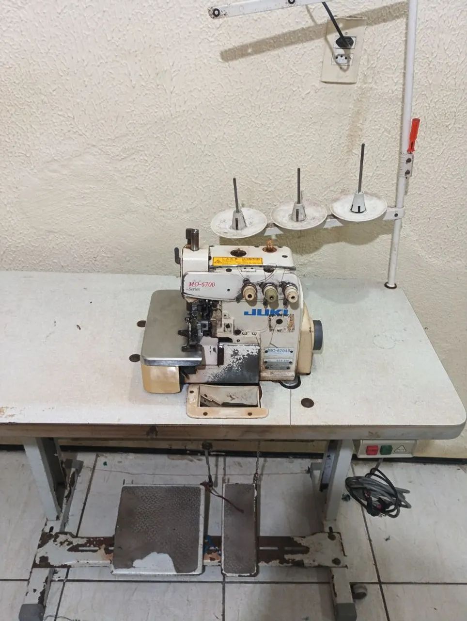 Máquina overloque  - Foto 3