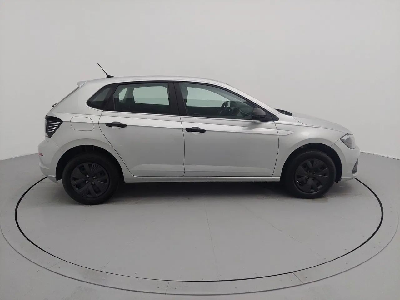 Volkswagen Polo Track 1.0 Flex 12V 5p, foto 6 de 18
