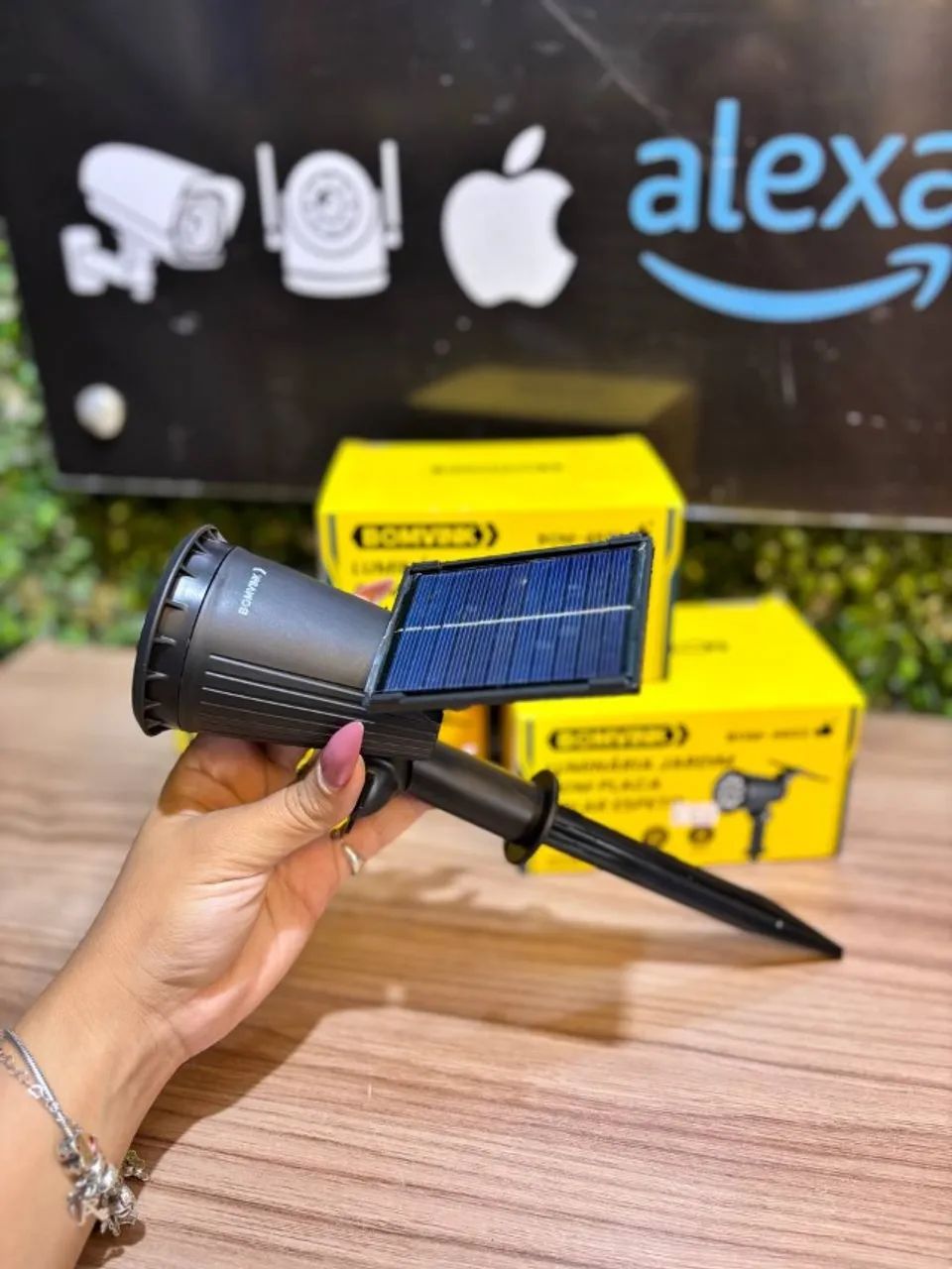 Luminária de Jardim com Placa Solar e Espeto BOMVINK BOM-4602 - Foto 4