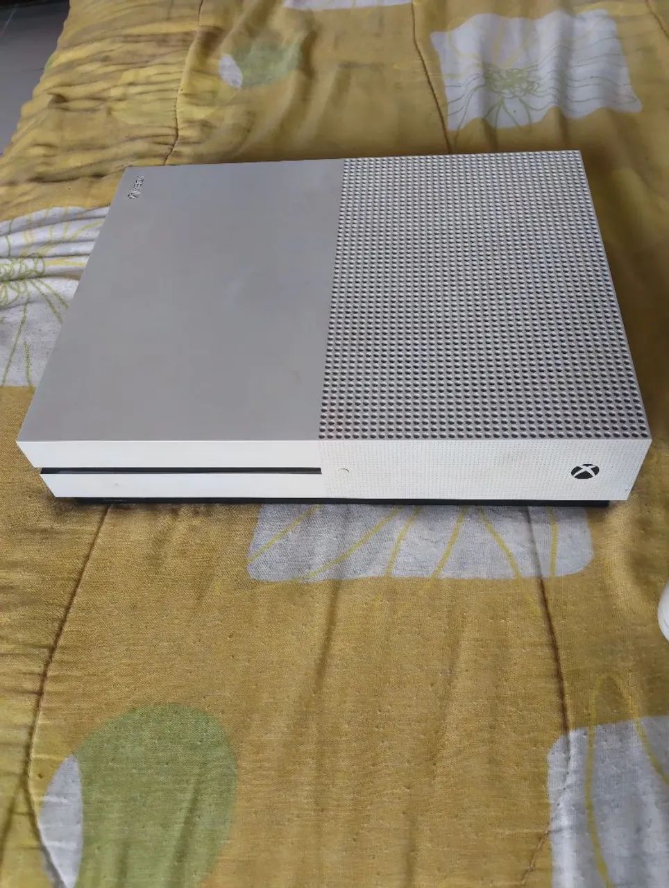 Xbox One S + 2 controles - Foto 2