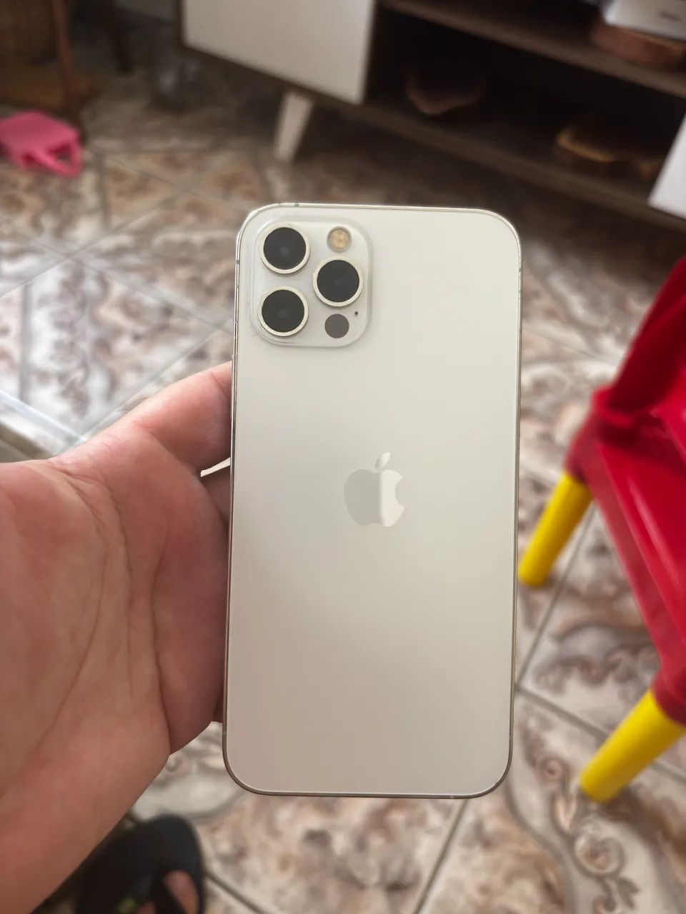 iPhone 12 Pro 256GB. Prata - Celulares e Smartphones - Lagoa Nova