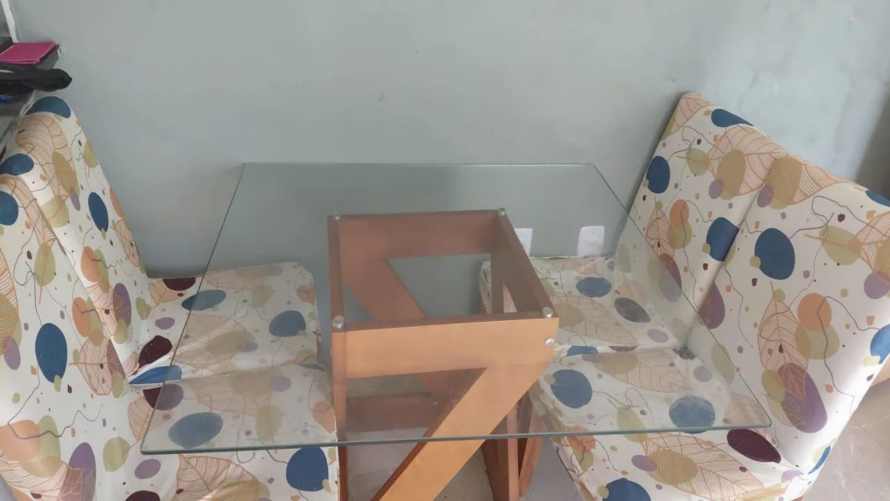 Mesa de vidro 100% madeira e 4 cadeiras l - Foto 3