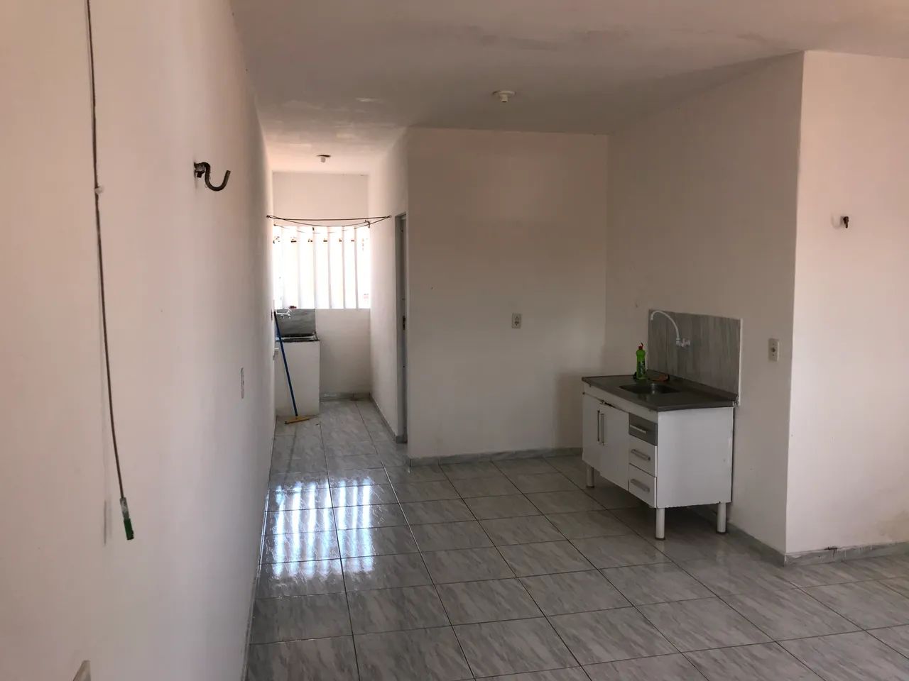 Excelente quarto e sala