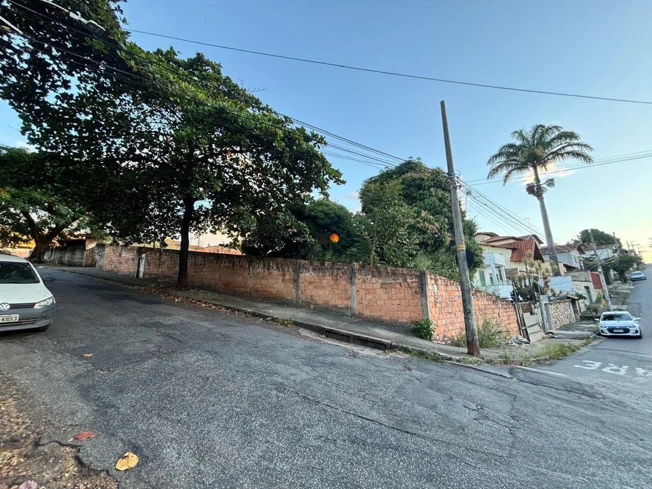 LOTE DE ESQUINA, COM 471M² - Foto 4