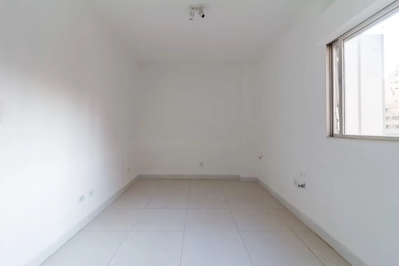 Sala comercial na Alameda Itu, 215 - Conjunto 31 e 32  216 m² - Foto 2