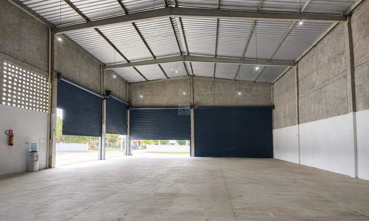 Excelente Galpão Comercial com 450m²  Posição Norte e Localização Estratégica! . - Foto 2