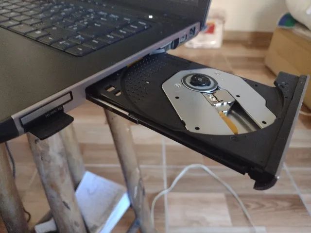 notebook dell modelo vostro 3500 hd 750 gb  - Foto 3