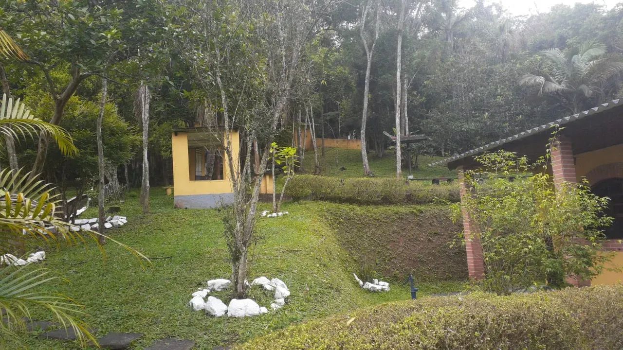Chácara com 24.500 m2 com 04 casas - Itapecirica da Serra - 50 KM S.P. - Foto 5
