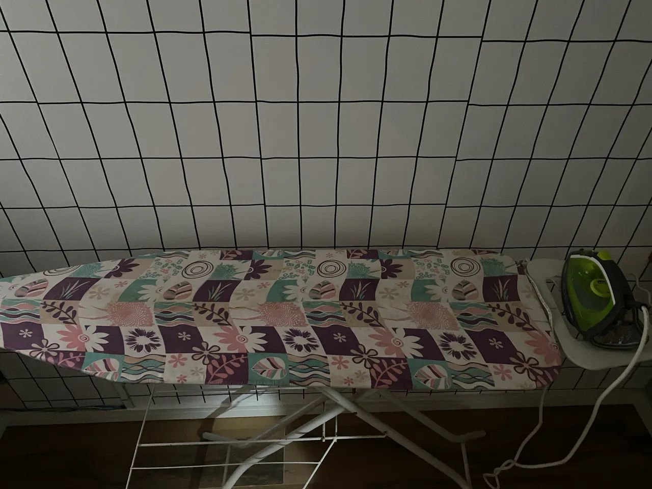 Tábua de passar roupa - Foto 2