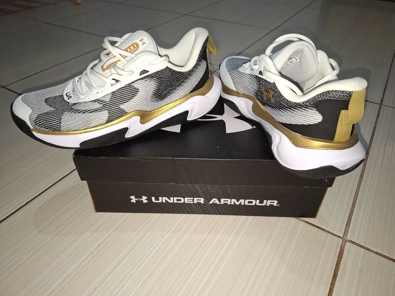 Tênis Under Armour Layup Masculino 41 - Foto 4