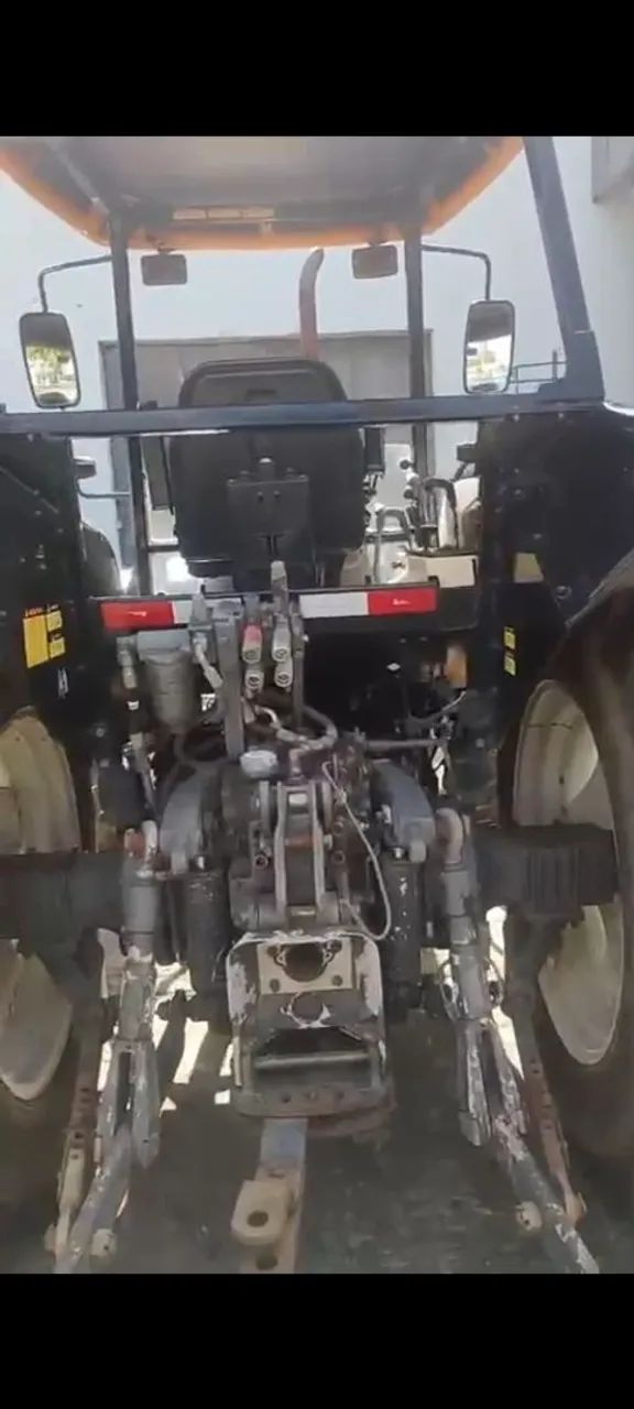 Trator BM 100 VALTRA - Foto 2