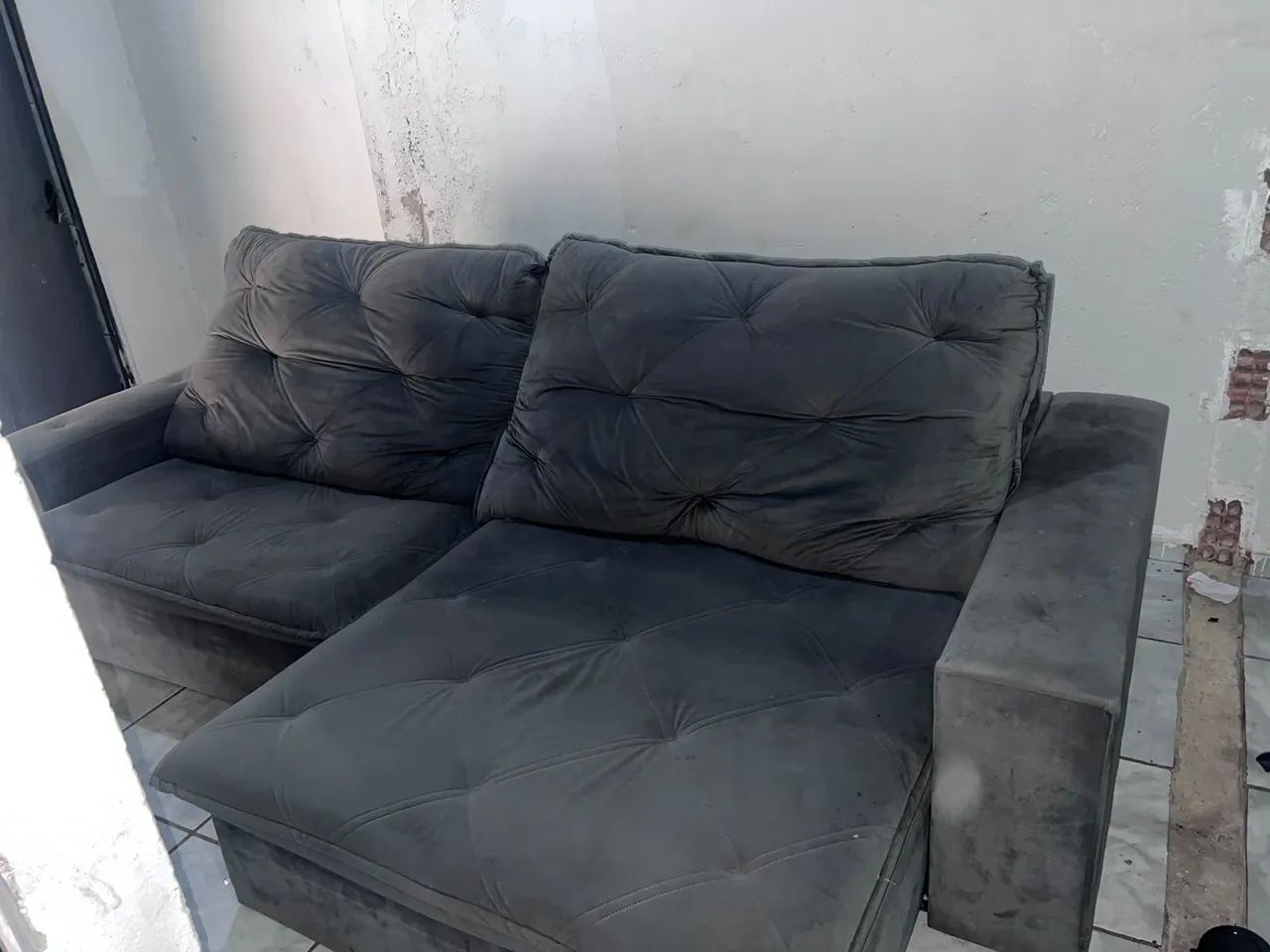 Sofá vende-se 