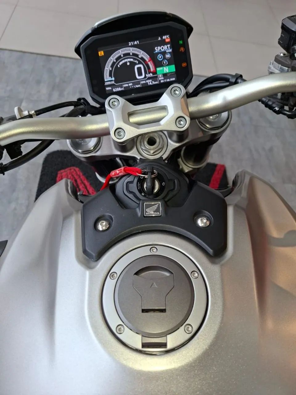 Cb 1000r - Foto 2