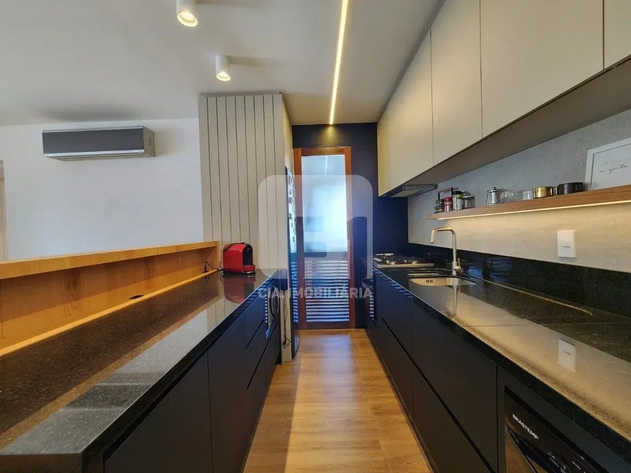 Apartamento com 3 dormitórios no Itacorubi - Florianópolis - SC