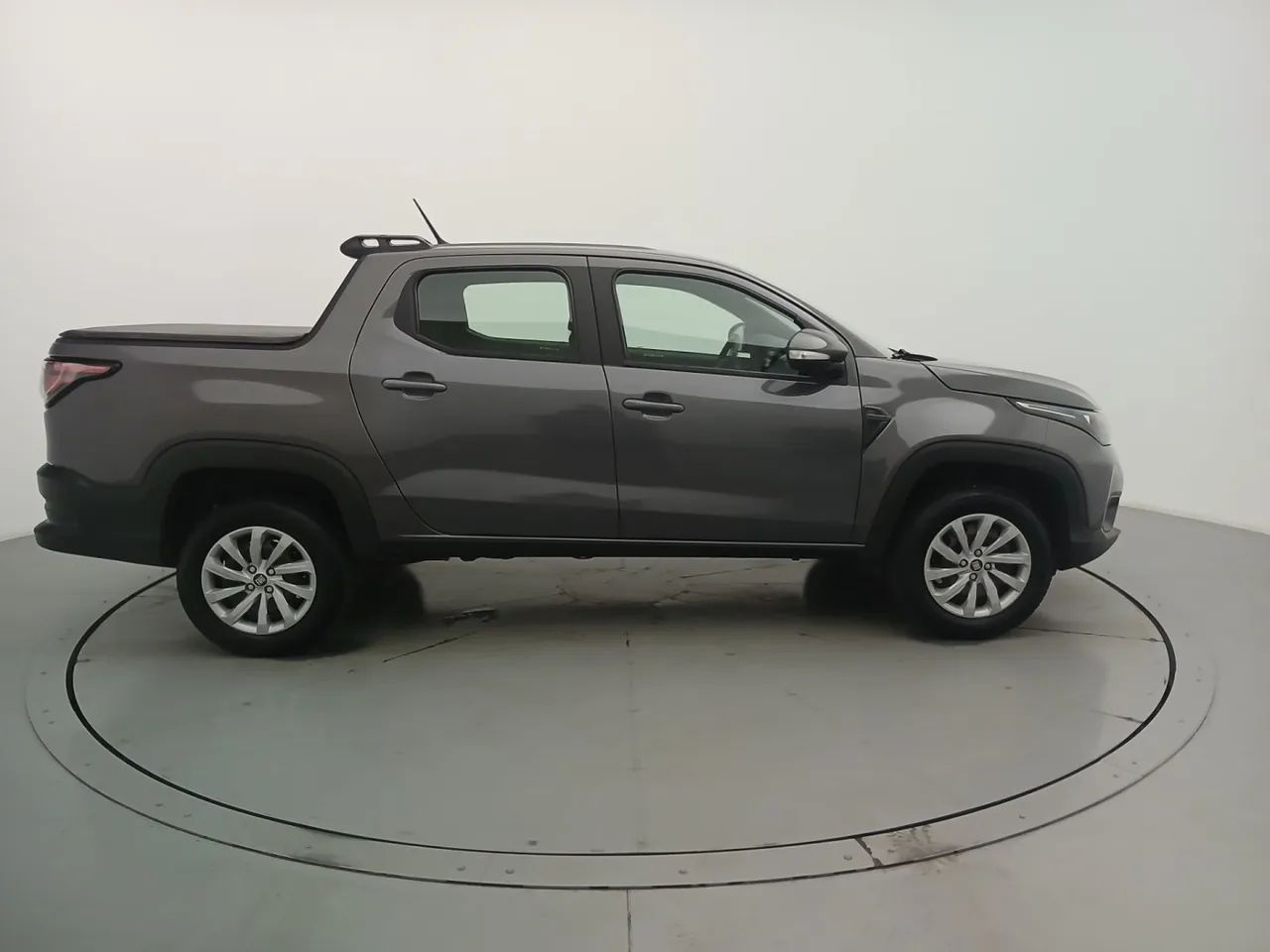 Fiat Strada Freedom 1.3 Flex 8V CD, foto 6 de 18