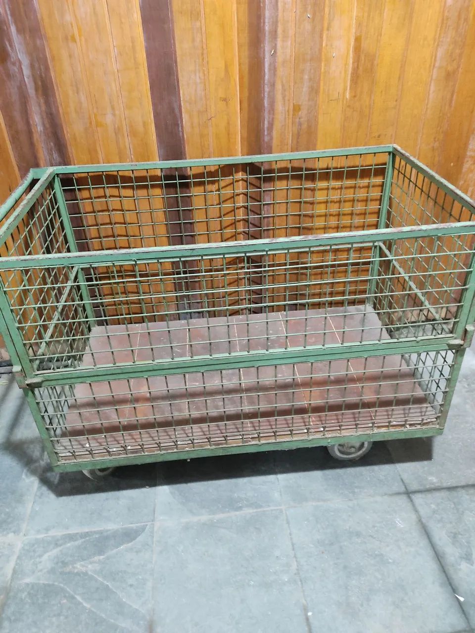 Carrinho logístico tela de aço 