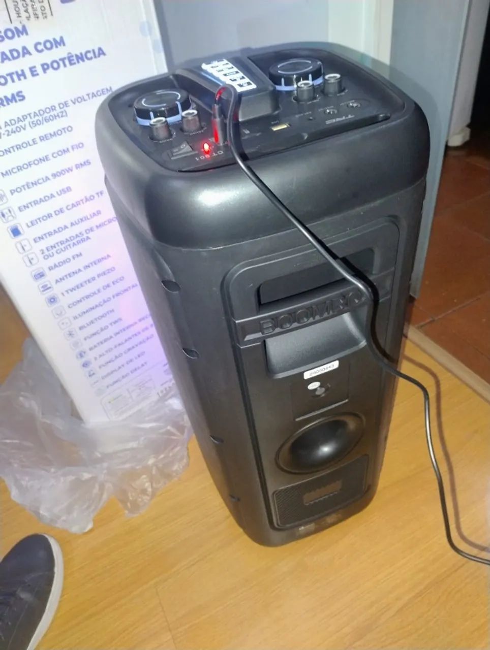 CAIXA DE SOM PREMIUM NA CAIXA- 900W COM MICROFONE E BATERIA - Foto 4