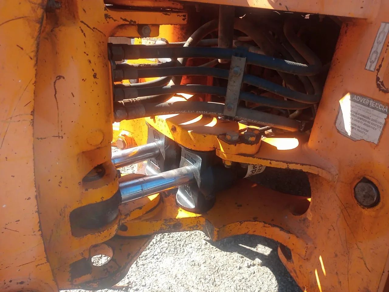 Retro traçada 4×4 JCB 2013