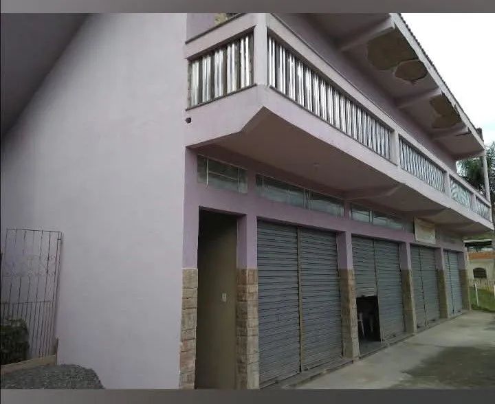 Vendo ou alugo, lojas e salão com cobertura