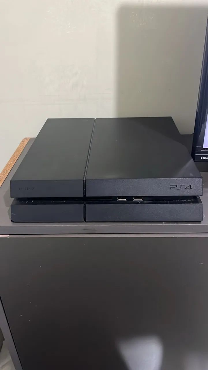 ? PS4 usado ? ACEITO TROCA!  