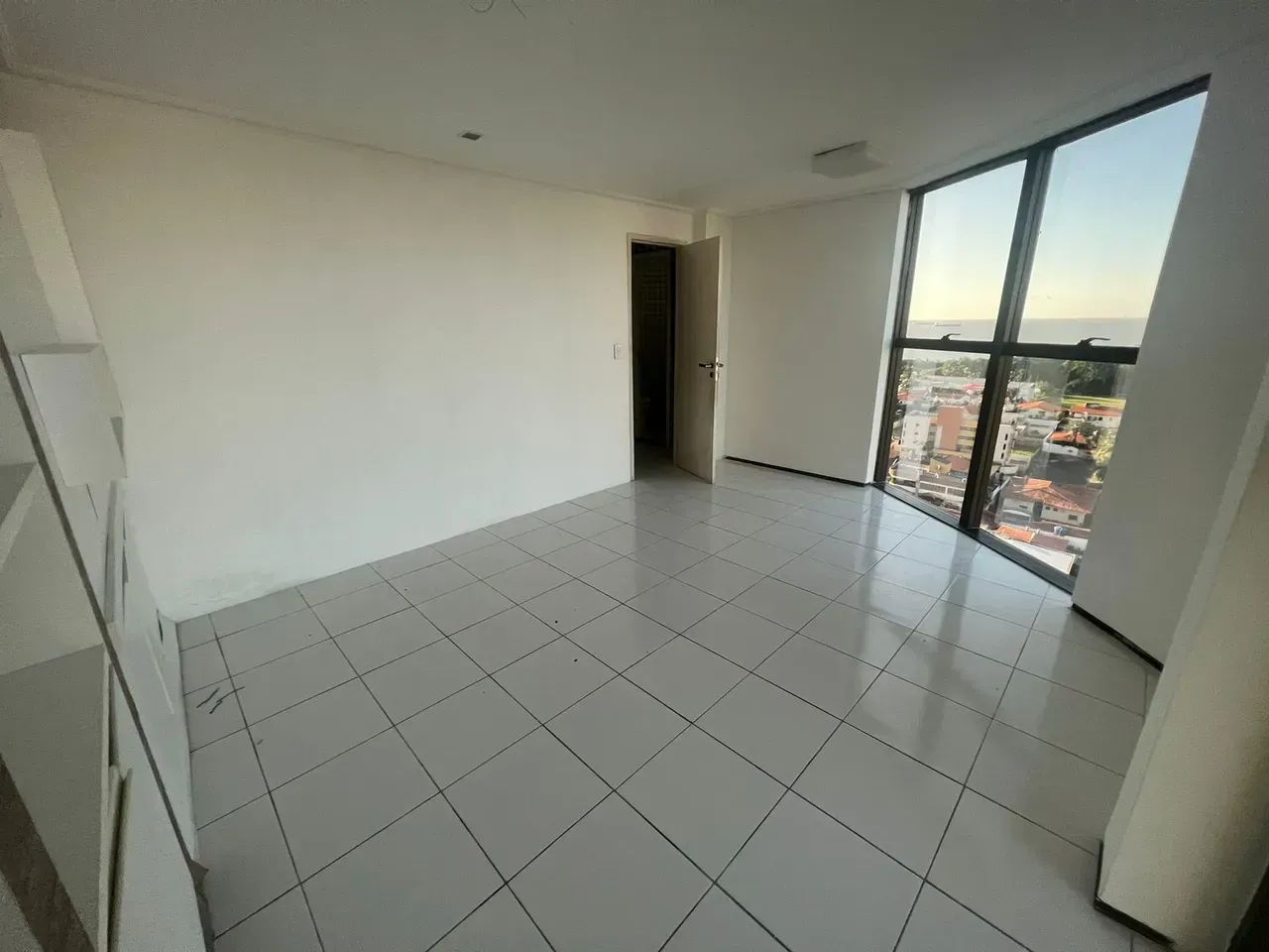 *ALUGA-SE* Sala comercial 100 m² - Ed. Vinicius de Moraes, Renascença - Foto 2