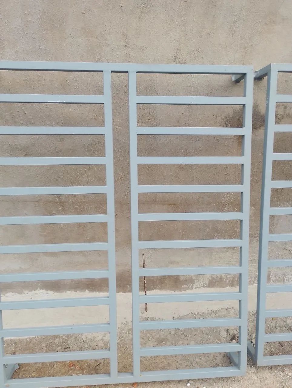 Vendo grade de ferro pra janela  - Foto 5