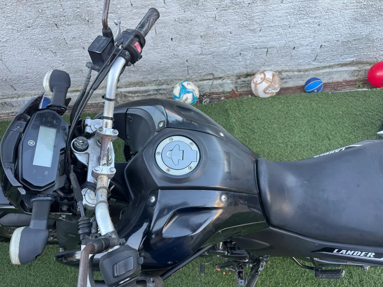 Vendo Lander 2020/2021 250cc - Foto 5