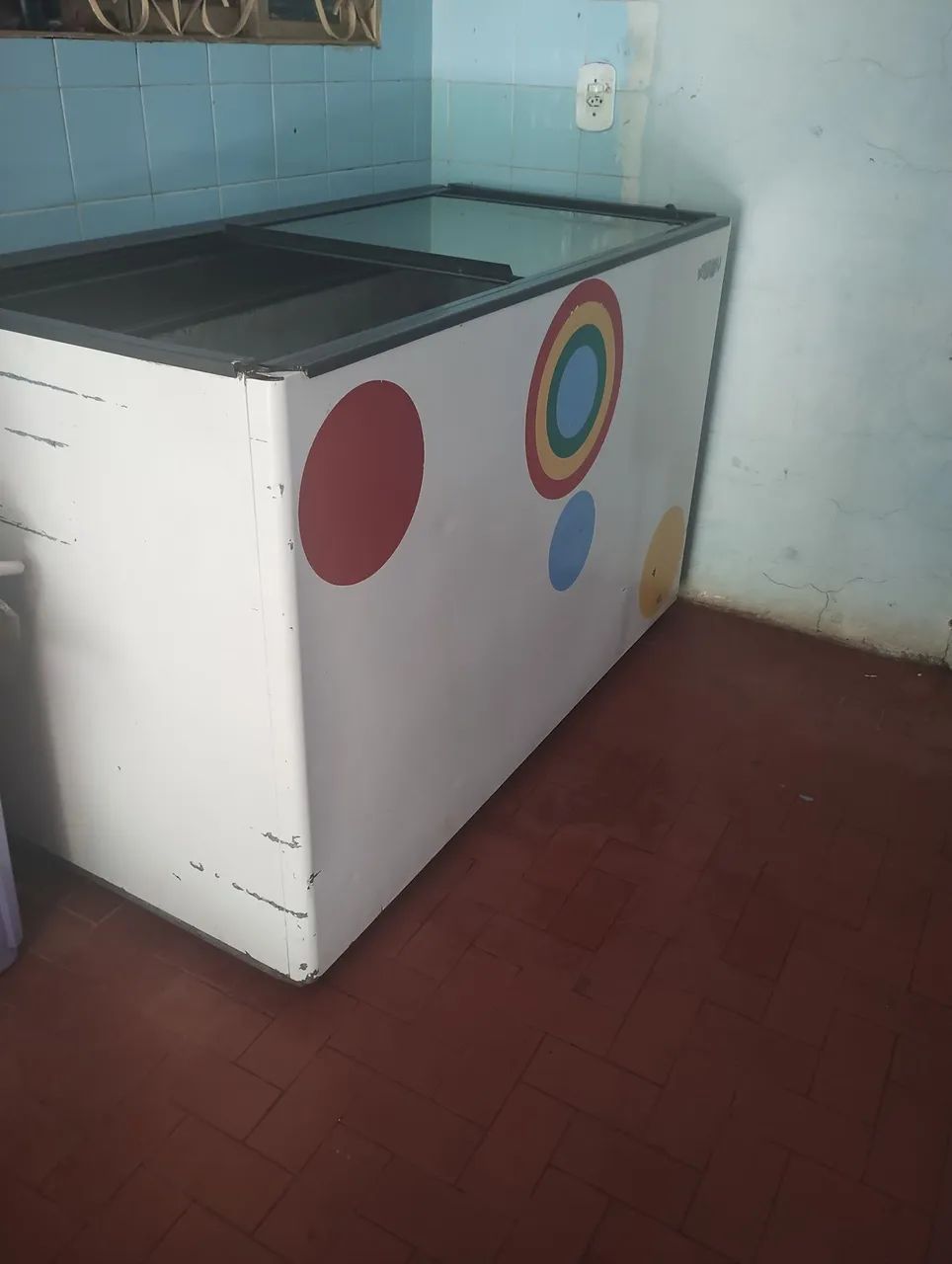 Vendo Freezer 