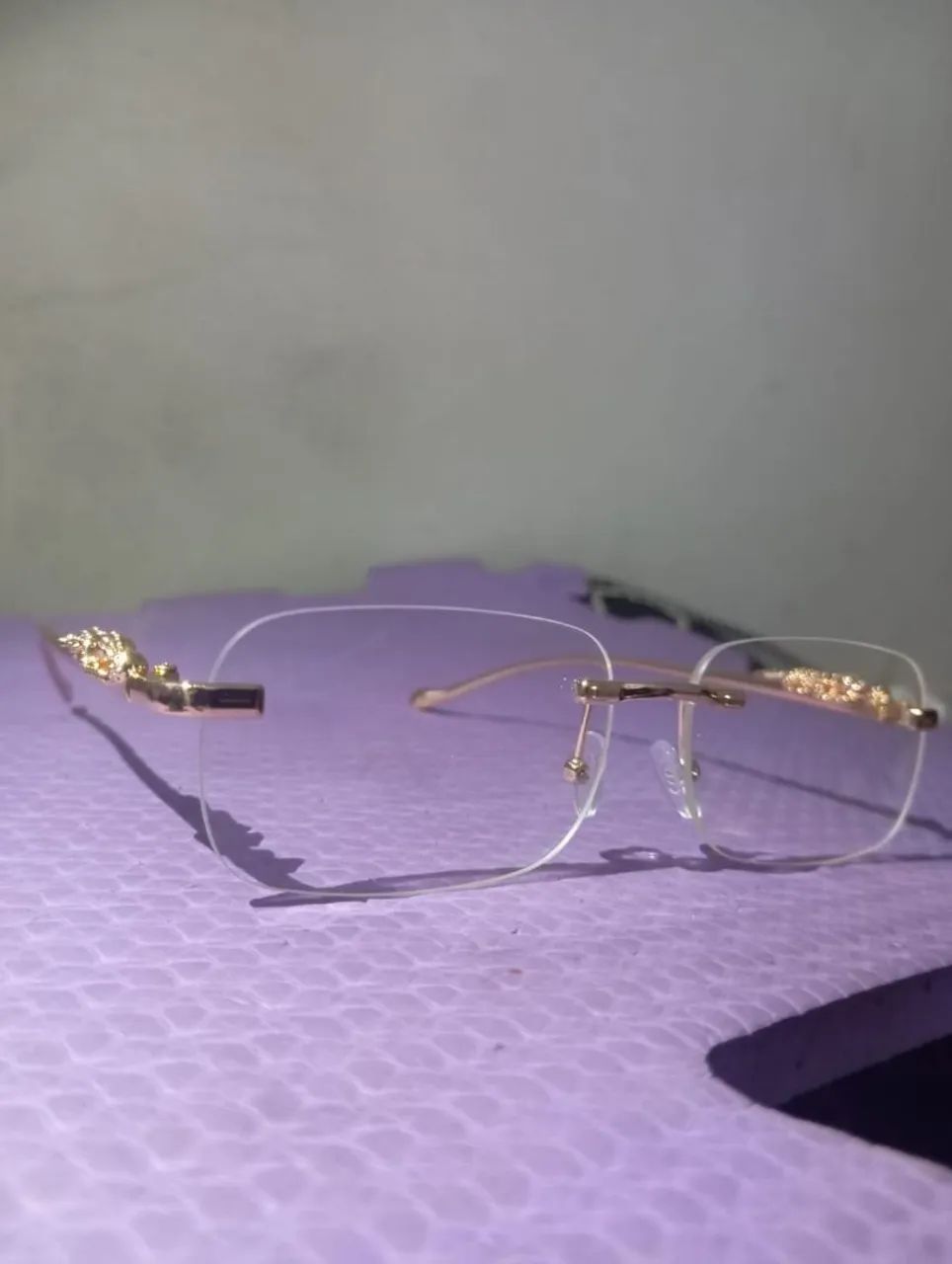 Óculos Lente Transparente com armação de ouro - Foto 2