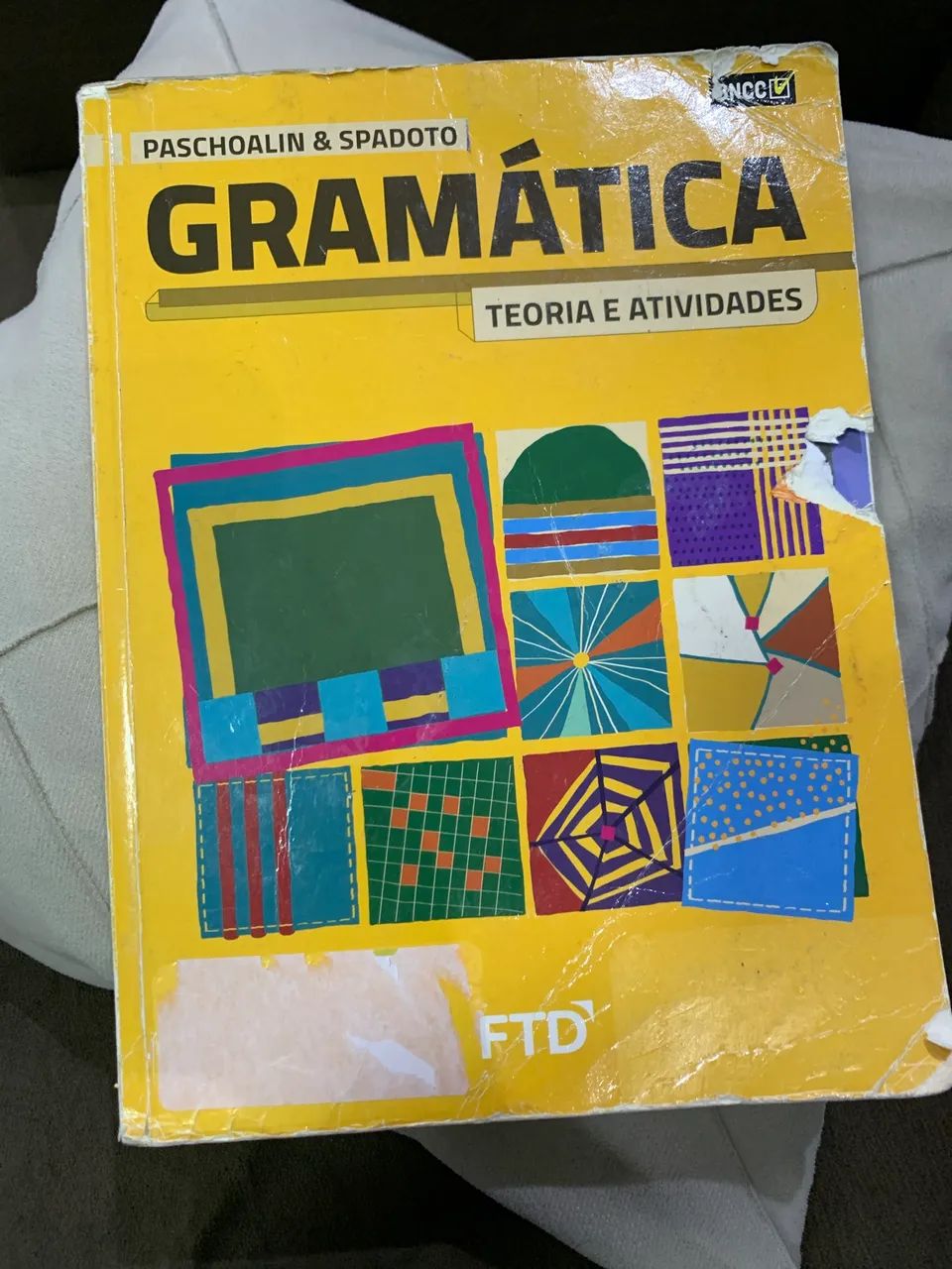 Livro gramática paschoalin&Spafoto