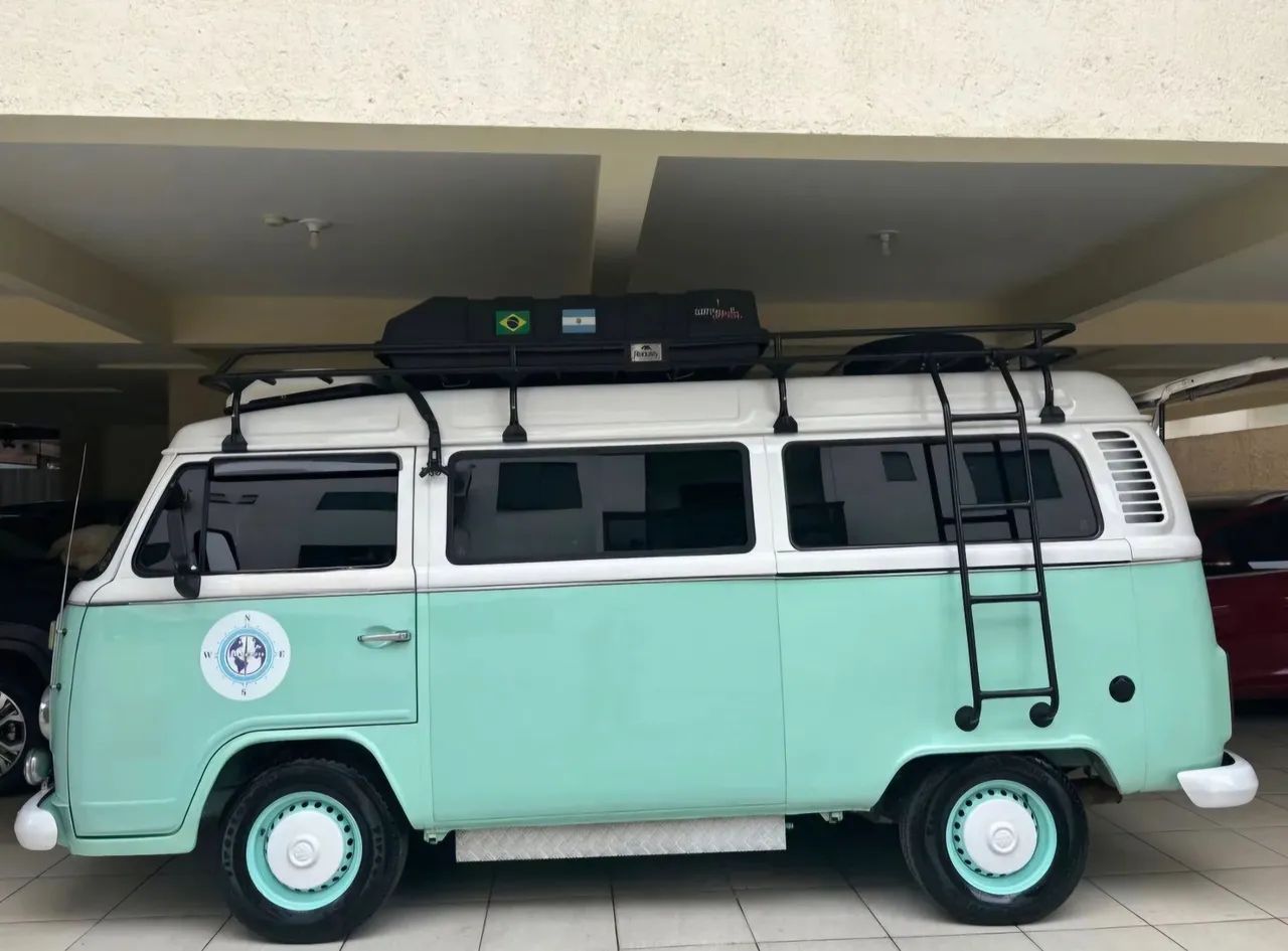 Volkswagen Kombi STANDARD 1.4 MI TOTAL FLEX 8V 2011